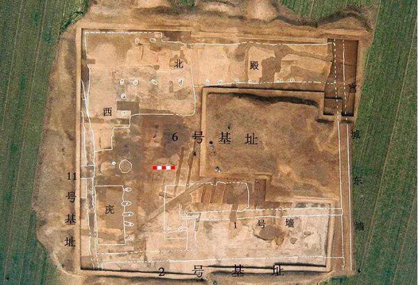 我国第一位皇帝