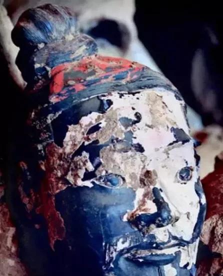 我国第一位皇帝