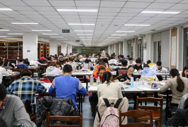 哪些大学考研不需要学位证书