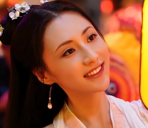 与君初相识雪三月扮演者是谁