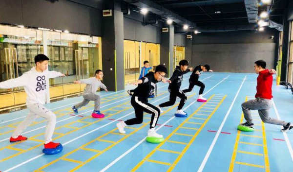 体育生就业前景和收入