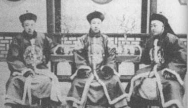 贝勒爷是皇上的什么人