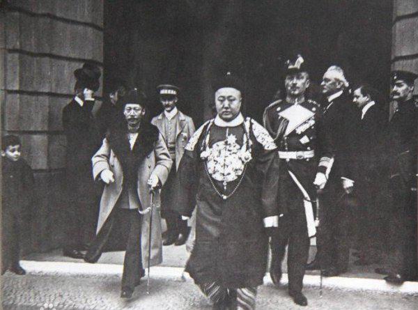 贝勒爷是皇上的什么人