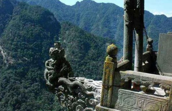 武当山最好不要上金顶的原因
