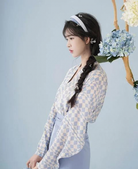 穿汉服扎什么头发好看