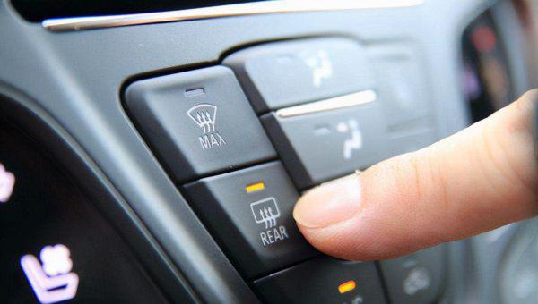 汽车ac开关是什么意思