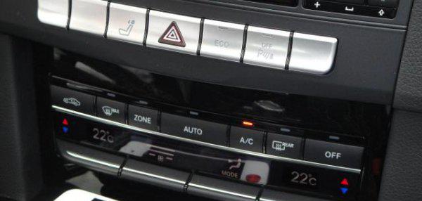 汽车ac开关是什么意思