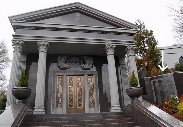 摩索拉斯陵墓简介