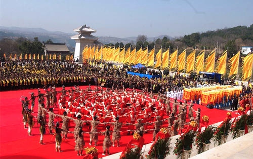 华夏儿女是什么意思