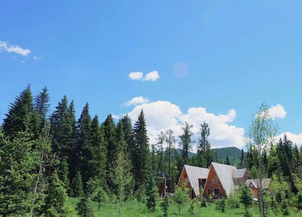 新疆的旅游景点有哪些