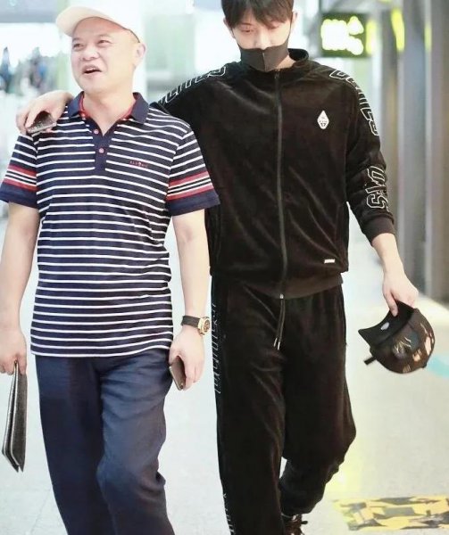 黄子韬是真的富二代吗