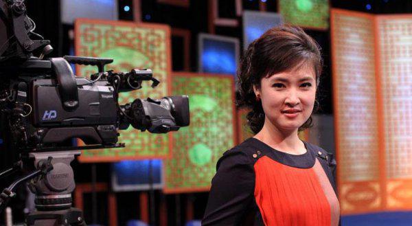 桑晨主持人个人简历