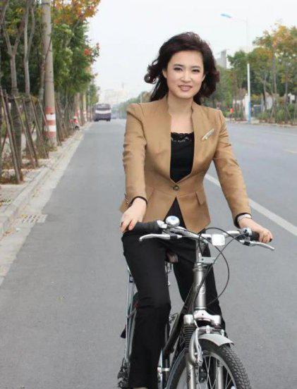 桑晨主持人个人简历