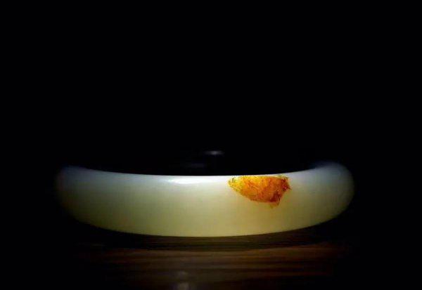 和田白玉和羊脂玉区别图片