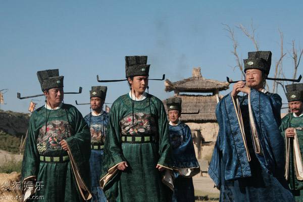 苏轼为什么一直被贬官