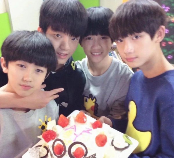 原际画和易安音乐社什么关系