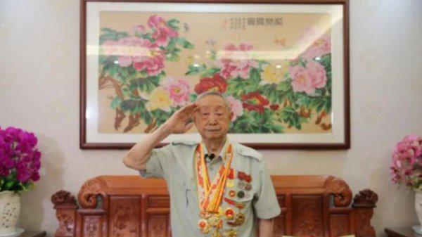 抗美援朝七连伍万里原型