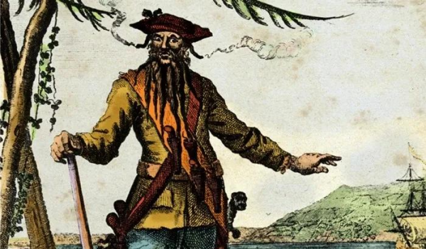 爱德华·蒂奇被谁杀死的