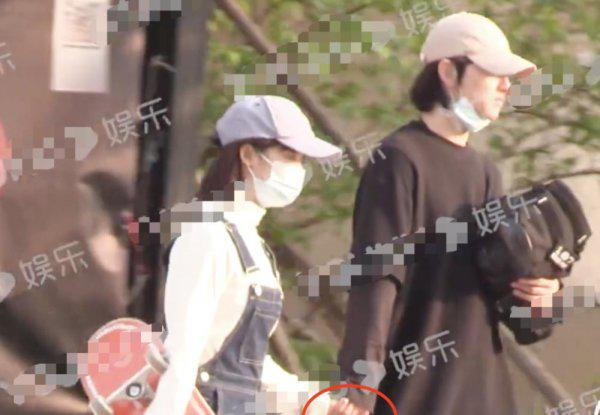 沈月男朋友是谁