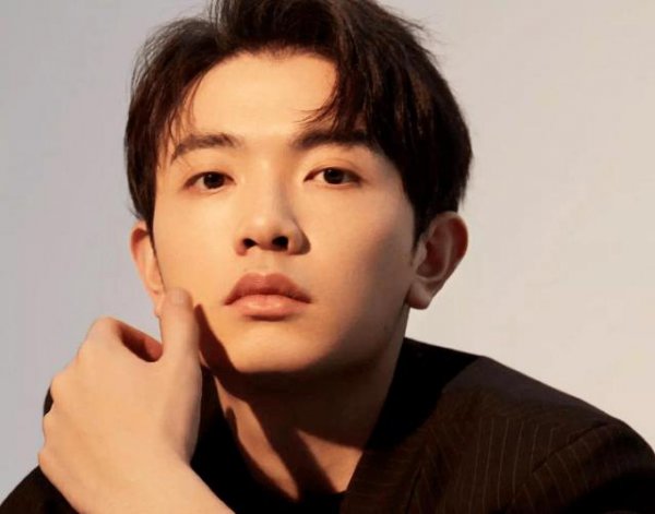 颜人中林允是恋爱关系吗