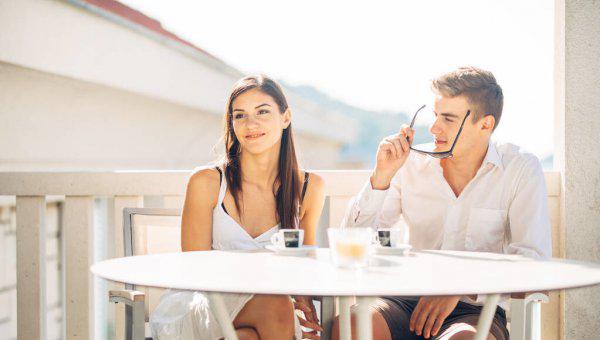 订婚后可以同居吗