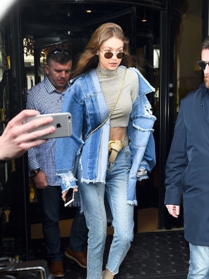 牛仔衣配什么裤子最好看