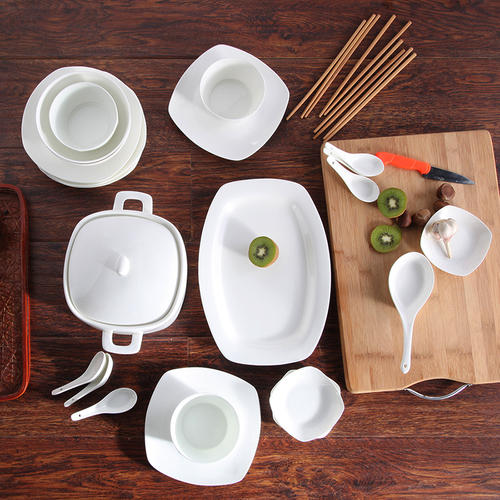 骨瓷是什么材料制成的