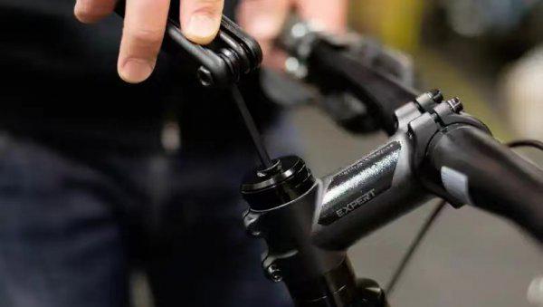 儿童自行车车把怎么调高