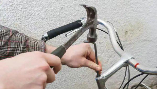 儿童自行车车把怎么调高