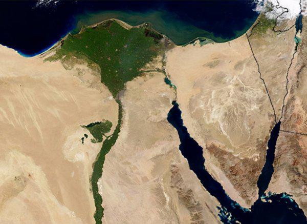 苏伊士运河是哪两个洲的分界线