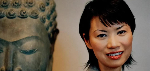 邓文迪的传奇人生