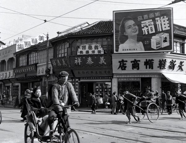 最美名媛严仁美现状如何