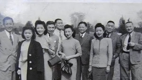 最美名媛严仁美现状如何