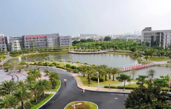 厦门有什么大学比较好