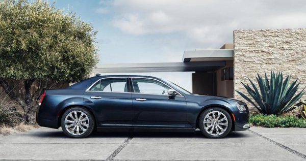 克莱斯勒300c是哪国生产的