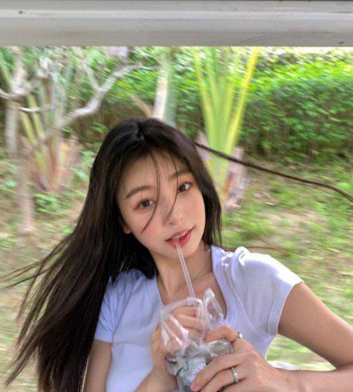 马思唯前女友易梦玲