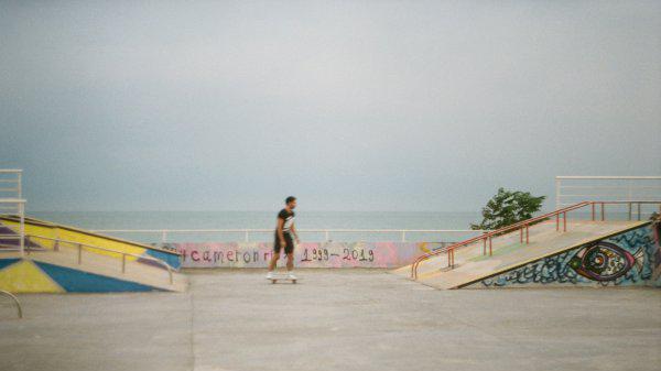 保持距离是什么意思