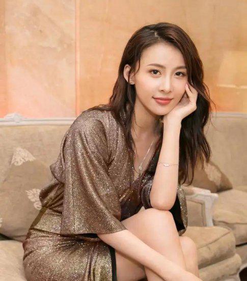 秦奋的儿子是谁生的