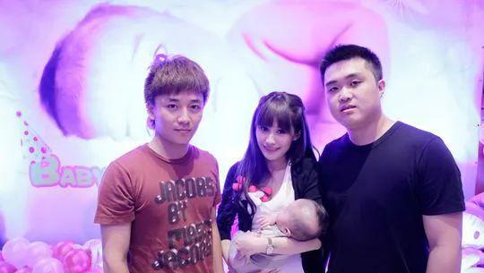 秦奋的儿子是谁生的