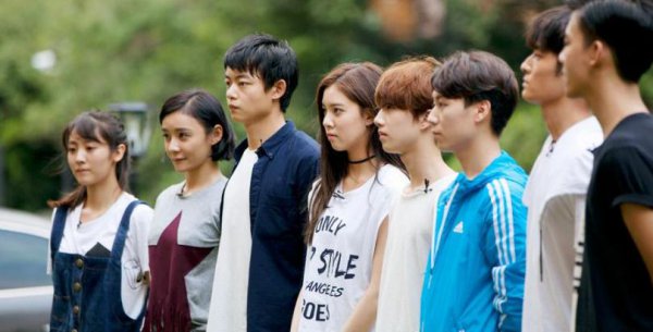 佟梦实和宋妍霏找感觉