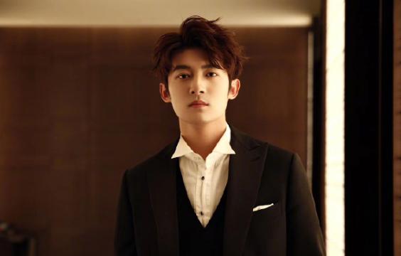 佟梦实和宋妍霏找感觉