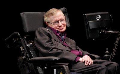 为什么霍金说秦始皇还活着 秦始皇没死的预言是真的吗