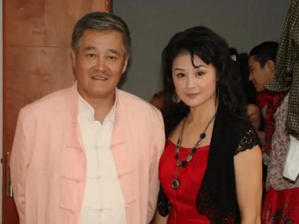 为什么关婷娜说她是本山座驾