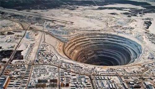 苏联挖地球事件