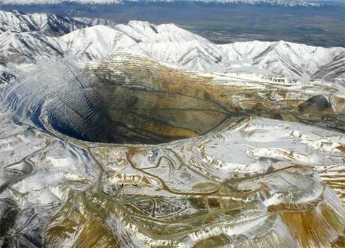 苏联挖地球事件