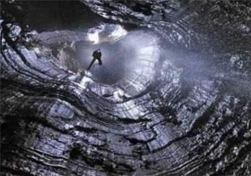 苏联挖地球事件