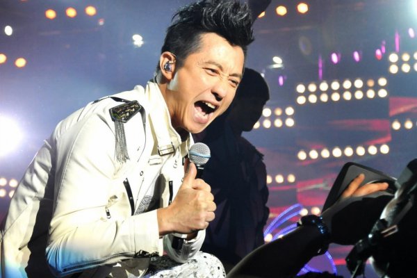 庾澄庆的家世背景很强大吗