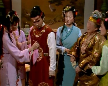 红楼梦中通灵宝玉的来历 贾宝玉与通灵宝玉的关系