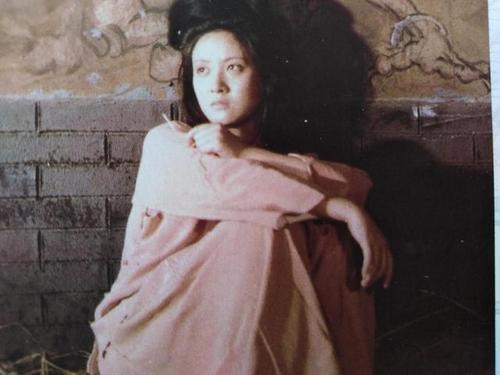 王熙凤为什么草席裹身