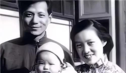 洪晃是谁的女儿